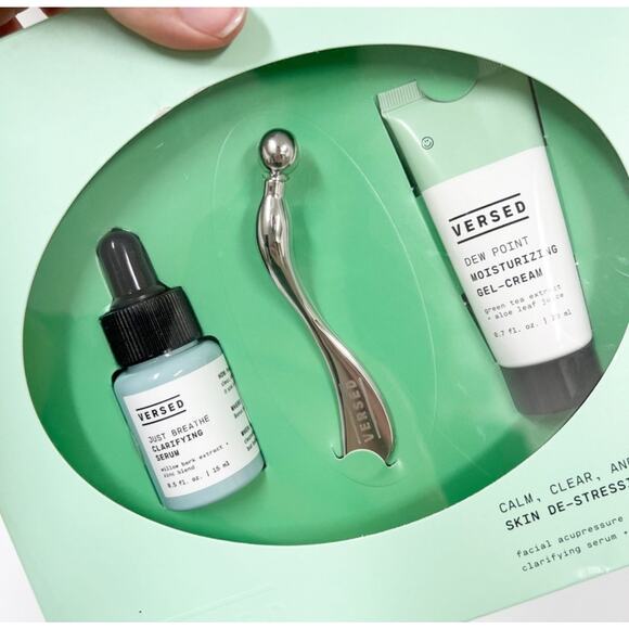 VERSED SKIN CALMING SET WITH MASSAGER TOOL - Picture 4 of 4